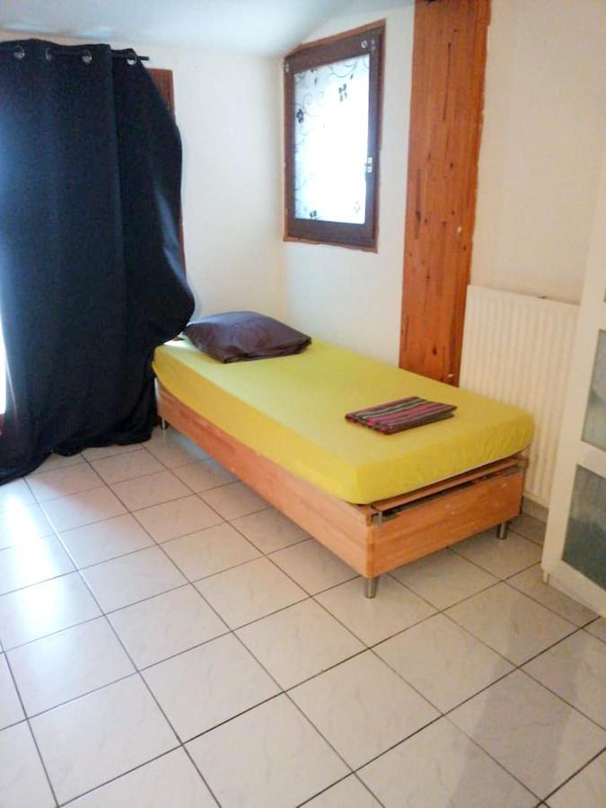 Appartement Charmant A Avignon 50 M² Terrasse Privee Exterior photo